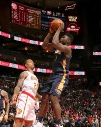  锡安暴力扣篮鹈鹕客场击败国王  