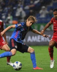  沙尔克04客场艰难取胜，保级路上看到曙光