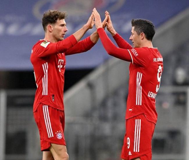  哈兰德替补双响助多特逆转斯图加特  