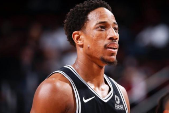  马刺战胜活塞终结十九连败  